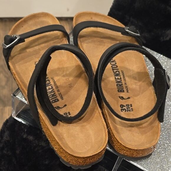 Birkenstock Daloa Ankle Strap Sandal - Picture 13 of 14